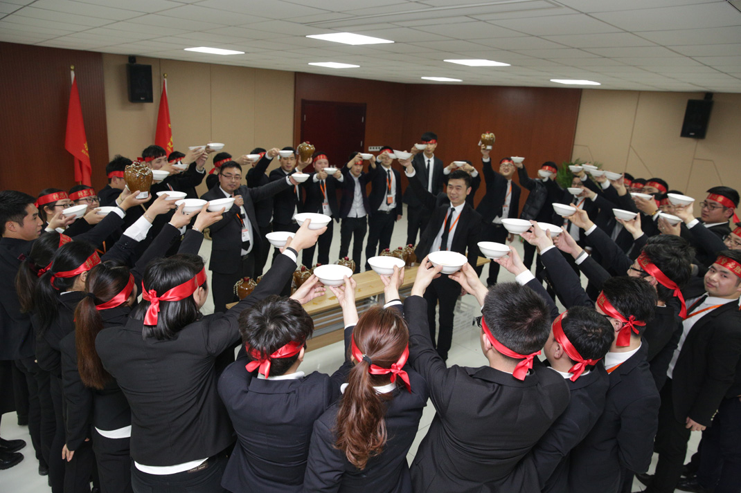 八年磨礪，劍指17——科恩電器2017年誓師大會隆重舉行