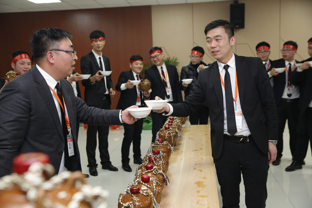 八年磨礪，劍指17——科恩電器2017年誓師大會隆重舉行